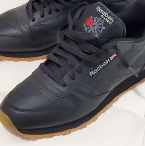 Reebok Classic black with gum soles